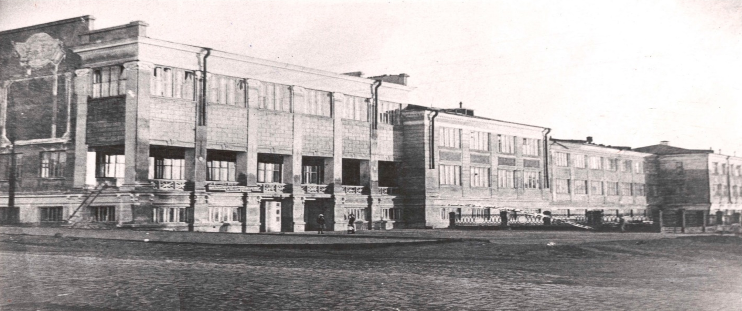 Работа эвакогоспиталя № 3149 развернутого на базе 1 клинической больницы медицинского института в 1941 – 1946